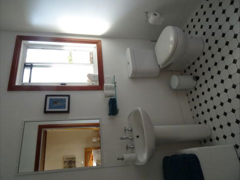 Le Piaf On Treasure Bed And Breakfast - Accommodation Port Macquarie 3