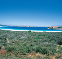 Lucky Bay Campground at Cape Le Grand National Park