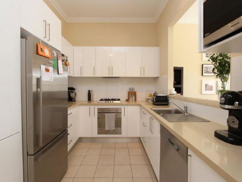 Robina: Bathurst Self Contained Accommodation - Accommodation Port Macquarie 2