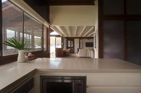 Scotland Island Retreat - Accommodation Port Macquarie 8