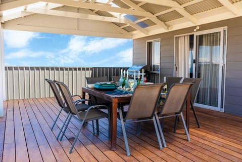 The Palais - Accommodation Port Macquarie 9