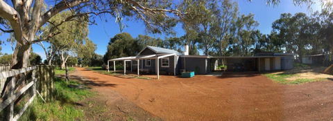 Aintree Cottage - Accommodation Port Macquarie 0