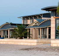 Baird Bay Ocean Eco Apartments - Accommodation Port Macquarie