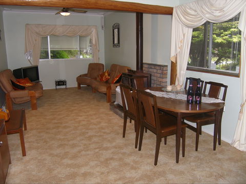 Chapman Cottage At Callala Bay - Accommodation Port Macquarie 2