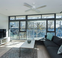 Contemporary Residence in Woolloomooloo - Accommodation Port Macquarie