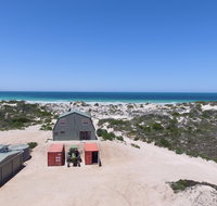 Fowlers Bay Beach House - Accommodation Port Macquarie