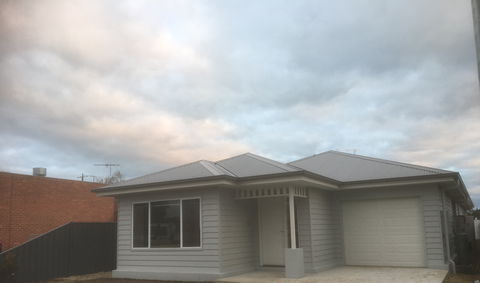 Milawa Vineyard Views - Accommodation Port Macquarie 1