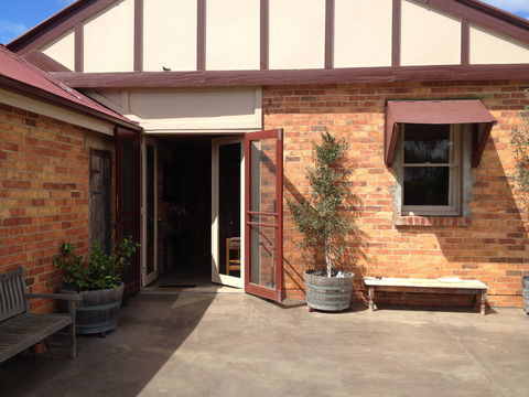 Pierrepoint Wines Bed & Breakfast - Accommodation Port Macquarie 5