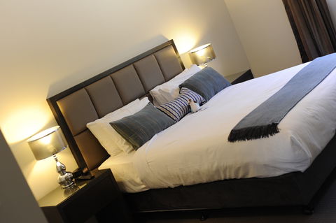 Riverside Oaks Golf Resort - Accommodation Port Macquarie 0