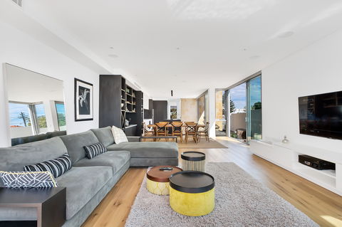 Stunning Luxury Home - Accommodation Port Macquarie 1