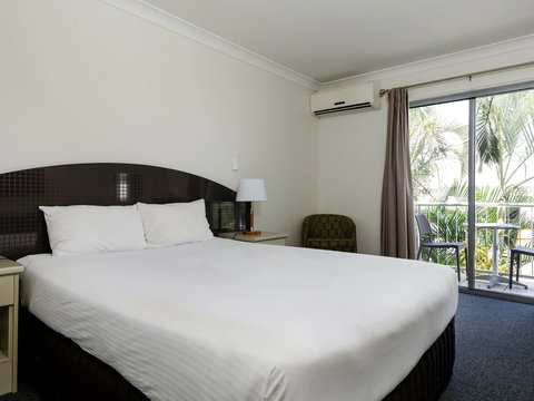 The Waterloo Bay Hotel - Accommodation Port Macquarie 2