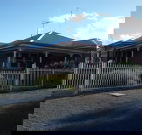 Alby's - Accommodation Port Macquarie