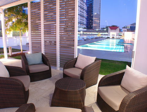 Holiday Holiday - H Residences Surfers Paradise - Accommodation Port Macquarie 2