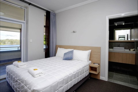 Lakes And Ocean Hotel - Accommodation Port Macquarie 1