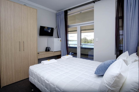 Lakes And Ocean Hotel - Accommodation Port Macquarie 2