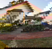 McNevins Warwick Motel and Gunyah Restaurant - Accommodation Port Macquarie