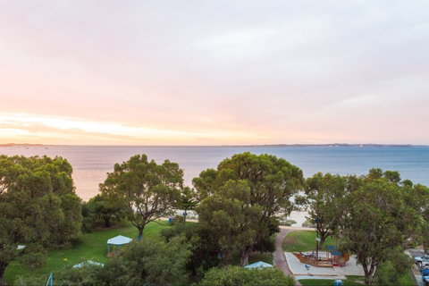 Rockingham Apartments - Accommodation Port Macquarie 1