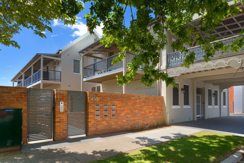 The Waterstreet Apartment - Accommodation Port Macquarie 0