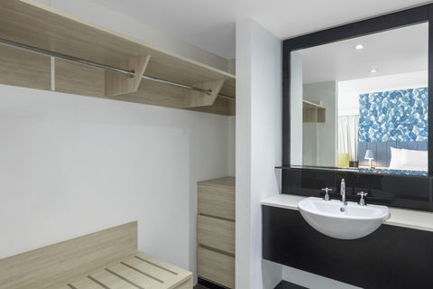 Vibe Hotel Gold Coast - Accommodation Port Macquarie 1