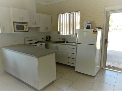 API Pelican Beach Front Apartments Kalbarri - Accommodation Port Macquarie 1