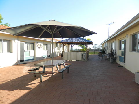 API Pelican Beach Front Apartments Kalbarri - Accommodation Port Macquarie 2