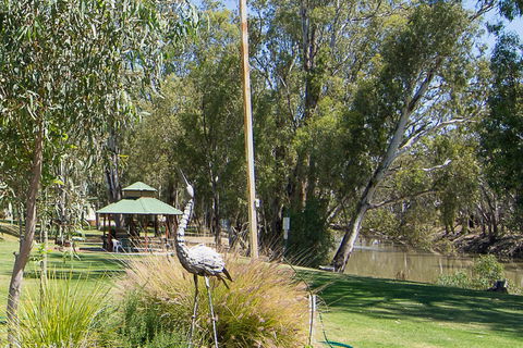 Balranald Caravan Park - Accommodation Port Macquarie 2