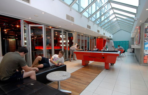 Base Backpackers St Kilda - Accommodation Port Macquarie 1