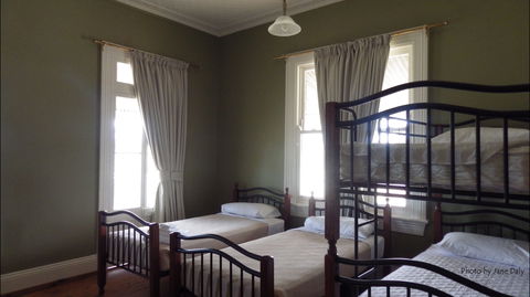 Eddy's Of Canowindra - Accommodation Port Macquarie 1