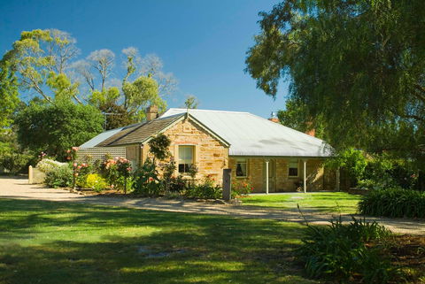 Evelyn Homestead - Accommodation Port Macquarie 0