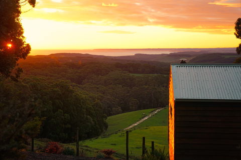 Southern Anchorage Retreat - Accommodation Port Macquarie 0