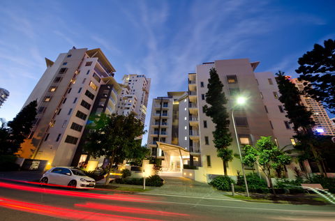Trilogy Surfers Paradise - Accommodation Port Macquarie 1