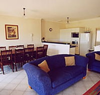 A Beachfront Villa Rockingham - Accommodation Port Macquarie