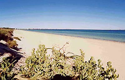 A Beachfront Villa Rockingham - Accommodation Port Macquarie 1