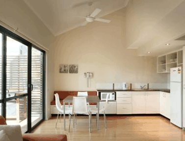 Footprints At Preston Beach - Accommodation Port Macquarie 5