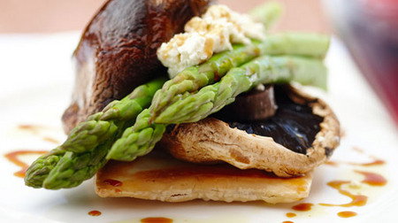 Caves House Hotel - Accommodation Port Macquarie 1