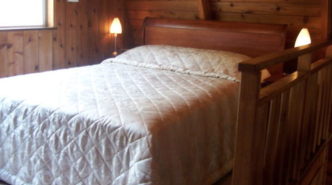 Jarrah Glen Cabins - Accommodation Port Macquarie 2