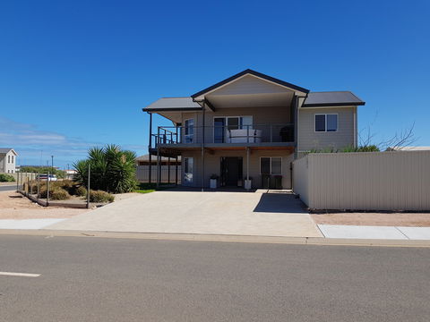 Agape Holiday Home - Accommodation Port Macquarie 0