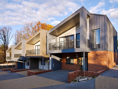 Art House Townhouses - Accommodation Port Macquarie 0