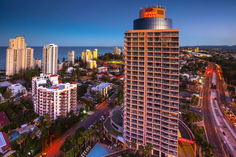 Crowne Plaza Surfers Paradise - Accommodation Port Macquarie 0