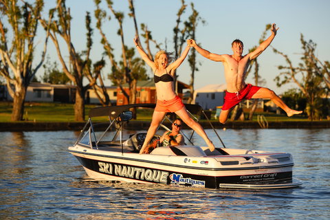 DC On The Lake - Accommodation Port Macquarie 2