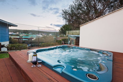 Fragrant Harbour - Accommodation Port Macquarie 1