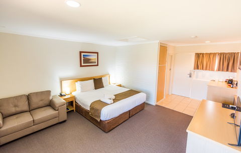 Hospitality Carnarvon, SureStay Collection By Best Western - Accommodation Port Macquarie 2