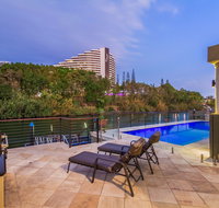 Lakeland Keys Broadbeach - Vogue Holiday Homes - Accommodation Port Macquarie