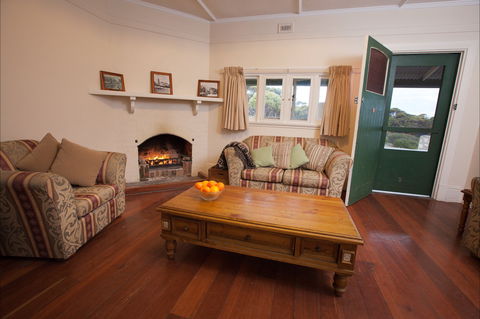 Managers Lodge - Innes National Park - Accommodation Port Macquarie 1
