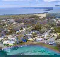 Metta at Myola Stylish Cedar Beach House - Accommodation Port Macquarie