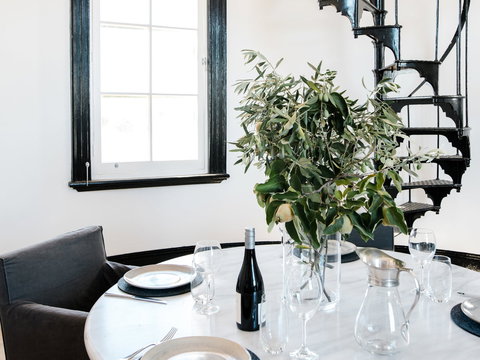 Mount Ophir Estate - The Tower - Accommodation Port Macquarie 1