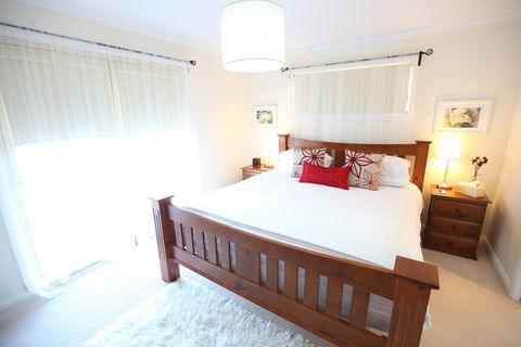 One Tree Bed And Breakfast: The Suite And The Retreat - Accommodation Port Macquarie 0