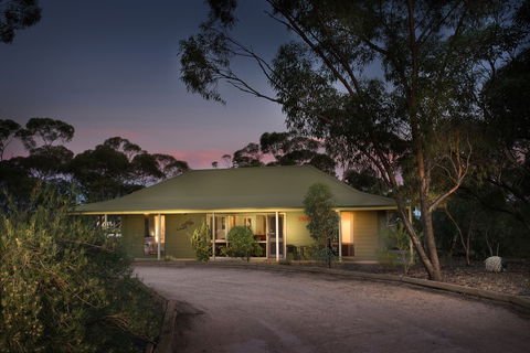 Riverbush Cottages - Accommodation Port Macquarie 0