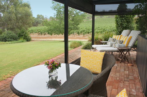 Seppeltsfield Vineyard Cottage - Accommodation Port Macquarie 2