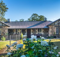 Stoneleigh Cottage Bed and Breakfast